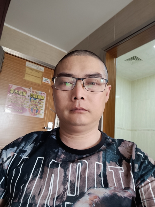 心梦无痕的第一张照片--惠州相亲服务中心