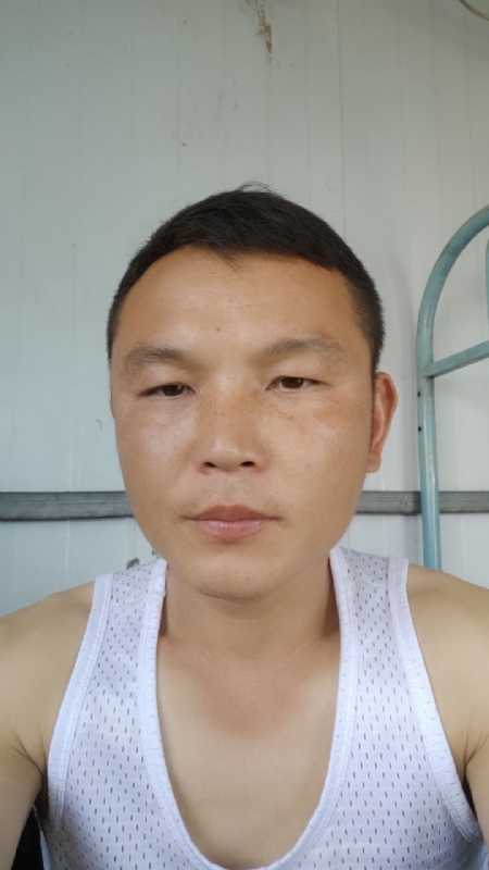 善良的人的第一张照片--惠州相亲服务中心