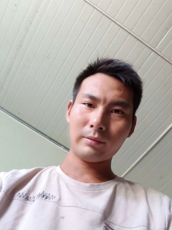 快乐肥宅水的第一张照片--惠州相亲服务中心