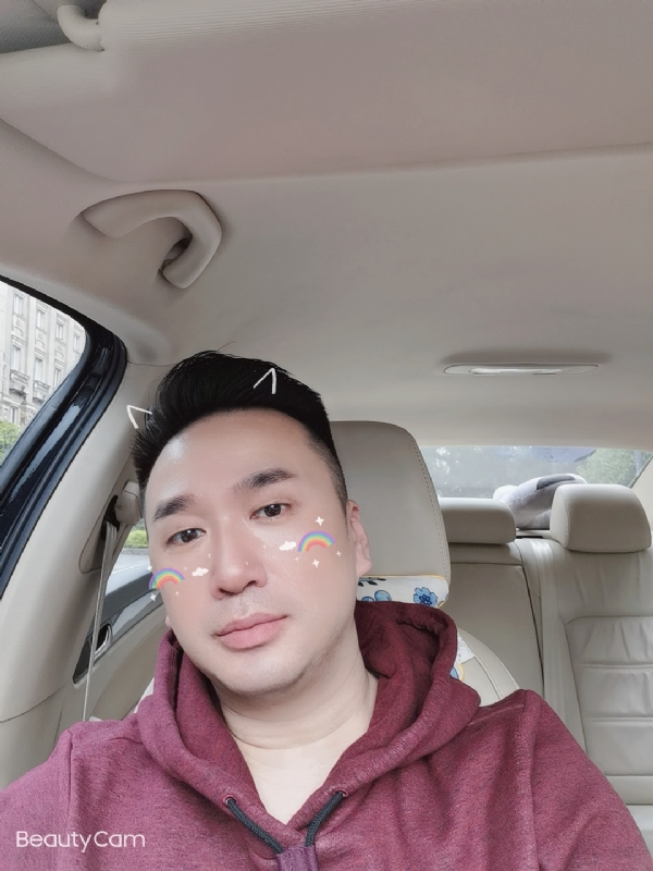 庭菘的第一张照片--惠州相亲服务中心