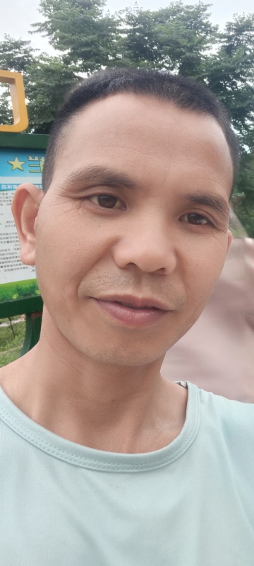 找个相爱的人结婚的第一张照片--惠州相亲服务中心