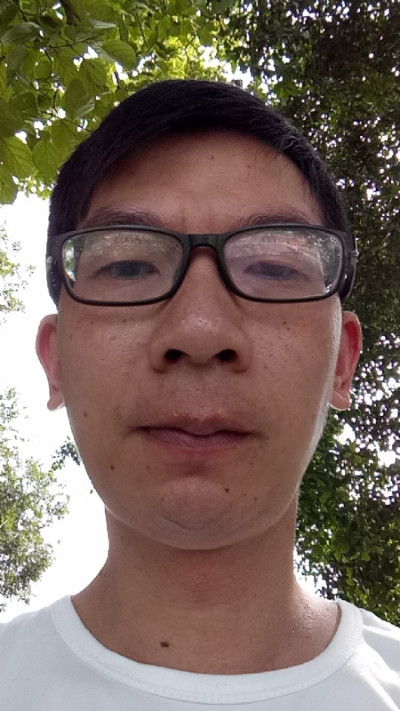 奋斗的第一张照片--惠州相亲服务中心