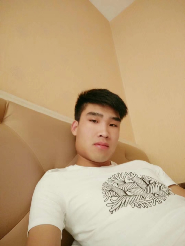谁不曾孤单上路的第二张照片--惠州相亲服务中心