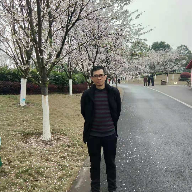 痴心爱人的第一张照片--惠州相亲服务中心