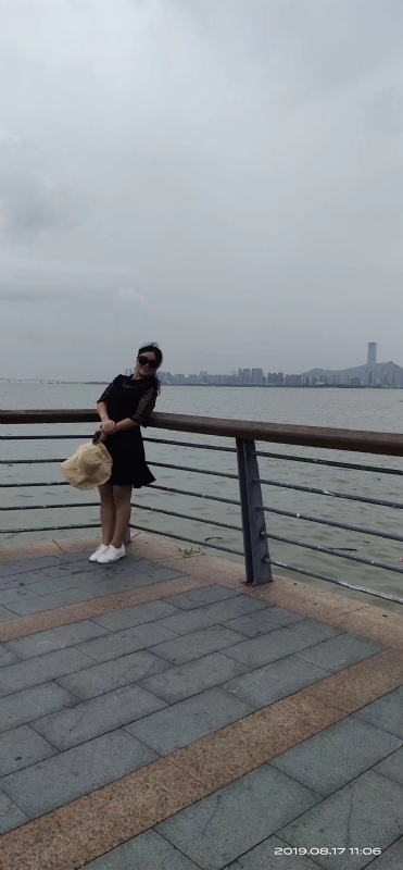 清秋的第一张照片--惠州相亲服务中心