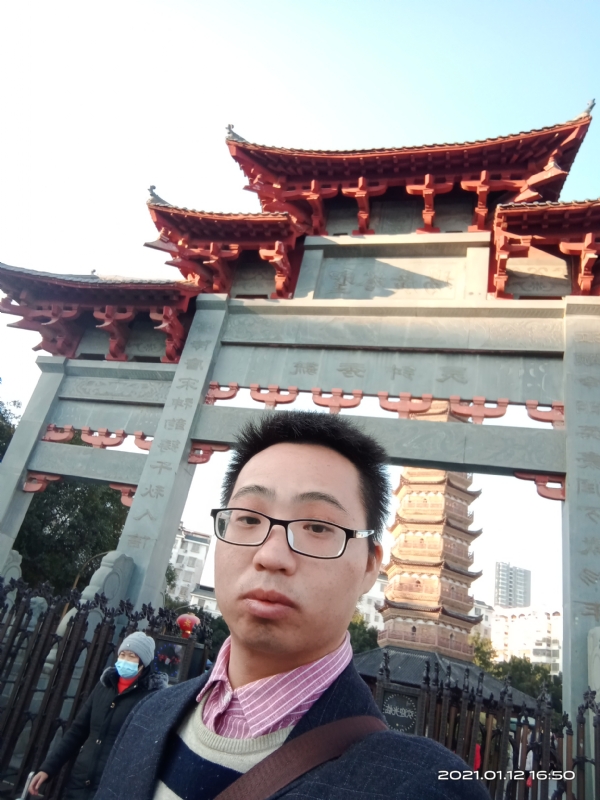 碧血丹心的第一张照片--惠州相亲服务中心