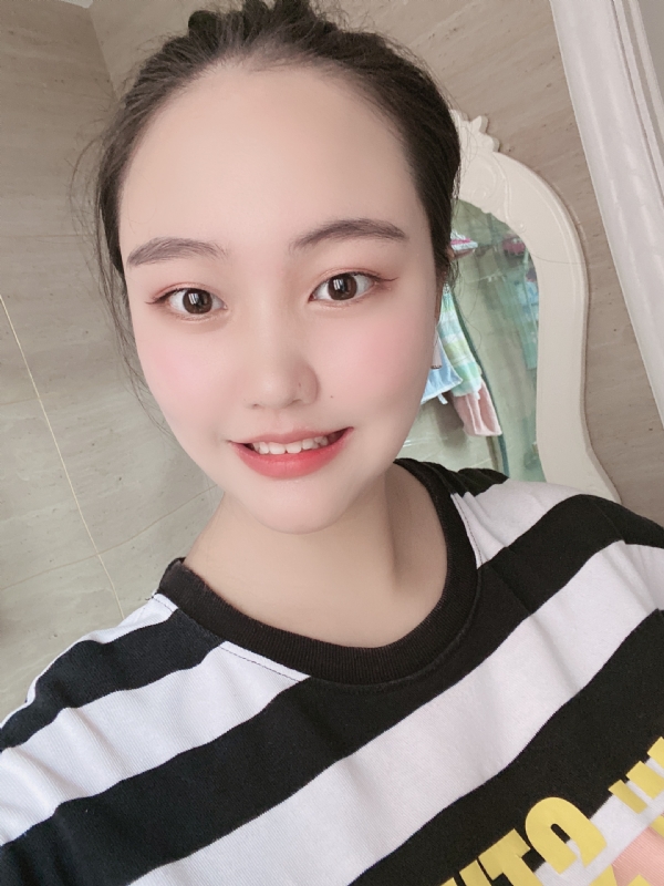 灵儿的第二张照片--惠州相亲服务中心