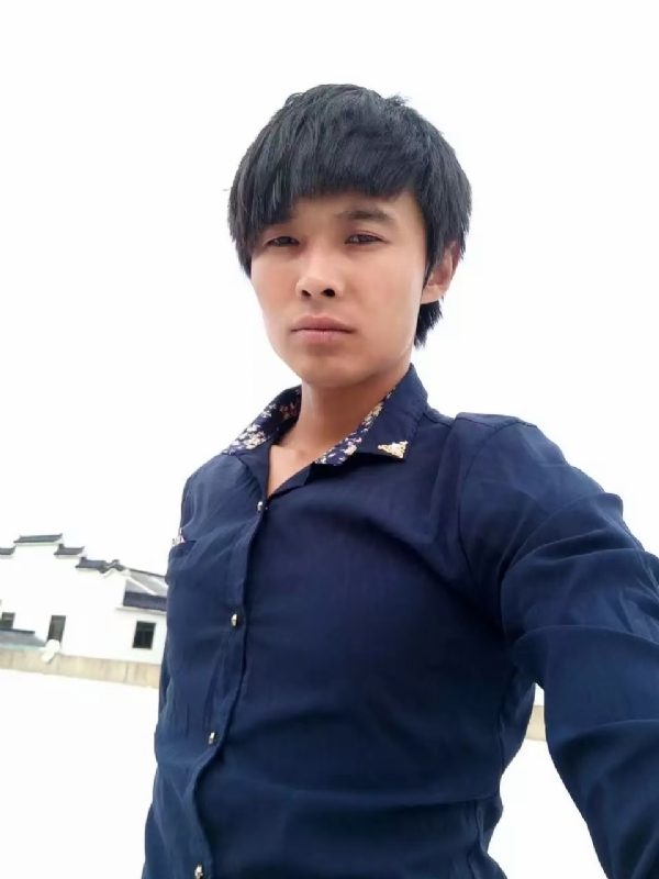 庸人自扰的第一张照片--惠州相亲服务中心