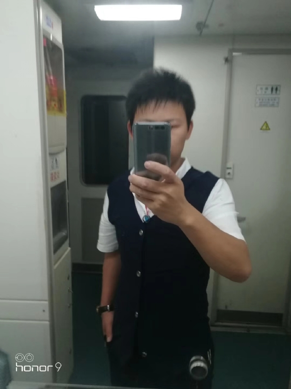 阳光下de幸福的第一张照片--惠州相亲服务中心