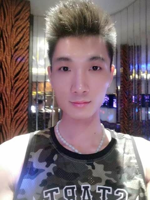 人生如戏的第一张照片--惠州相亲服务中心