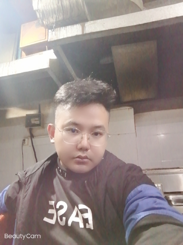 棒哥的第二张照片--惠州相亲服务中心