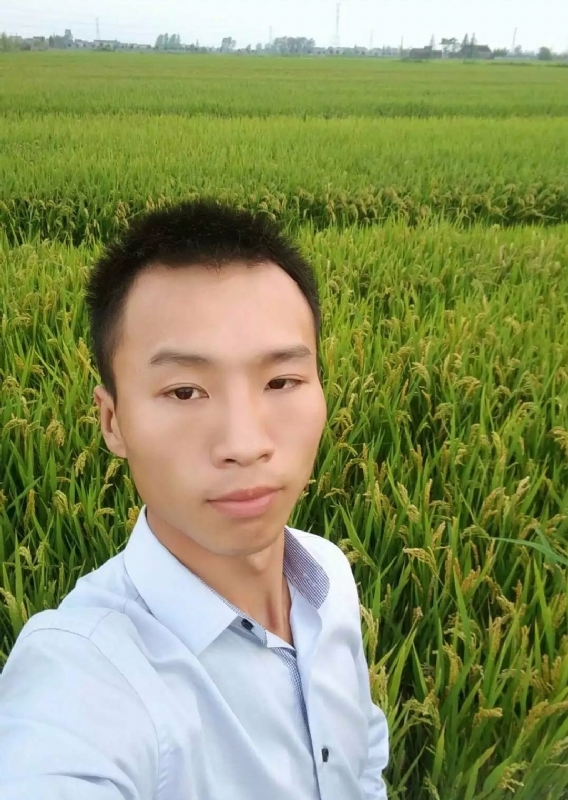 等待远方的你的第一张照片--惠州相亲服务中心