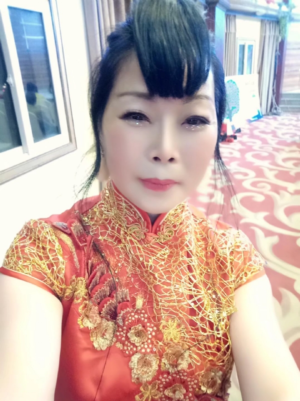 冰雪的第一张照片--惠州相亲服务中心