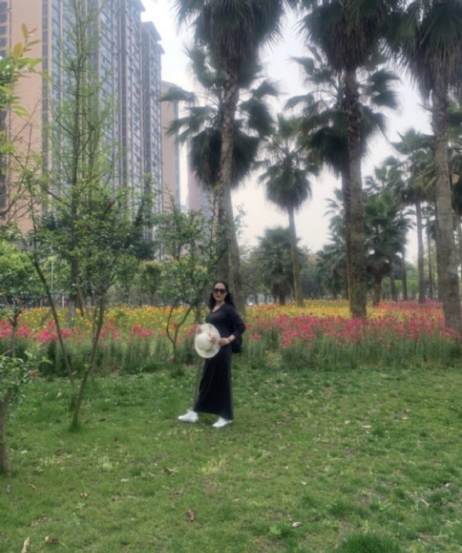 粉墨登场的第一张照片--惠州相亲服务中心