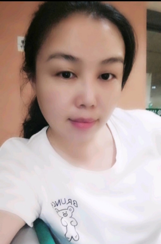 淡淡的云的第一张照片--惠州相亲服务中心