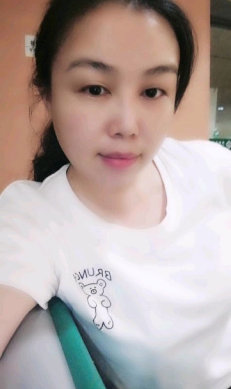 淡淡的云的第四张照片--惠州相亲服务中心