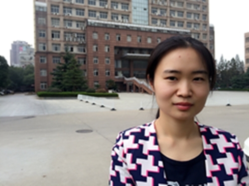 女儿征婚的第一张照片--惠州相亲服务中心