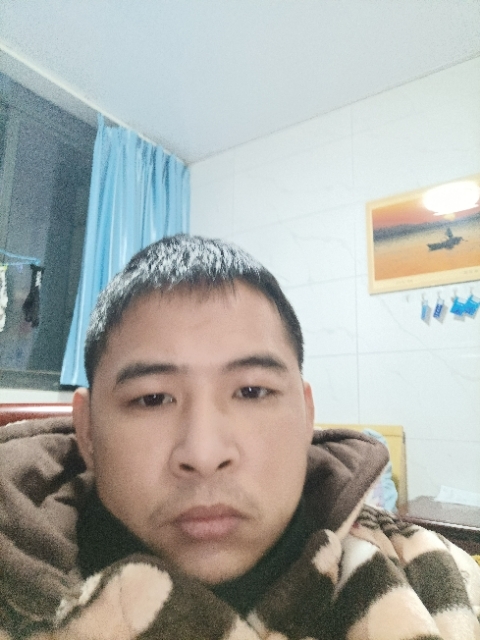 寂寞的第一张照片--惠州相亲服务中心