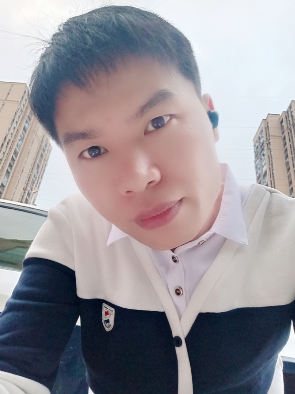 雨霁月清风的第一张照片--惠州相亲服务中心