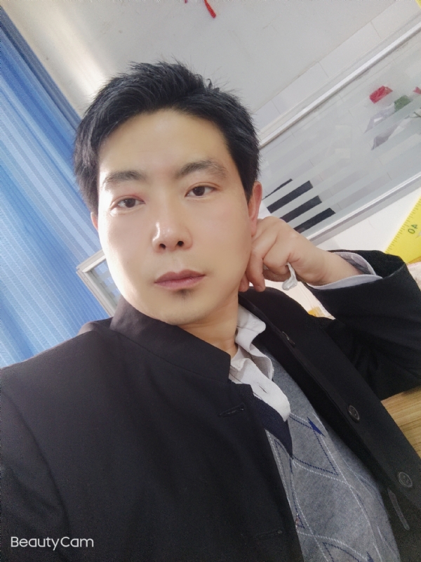 铜豌豆的第一张照片--惠州相亲服务中心