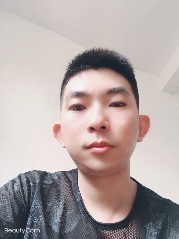 诚恳的第一张照片--惠州相亲服务中心