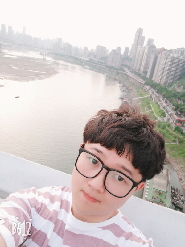 白夜行中人的第一张照片--惠州相亲服务中心