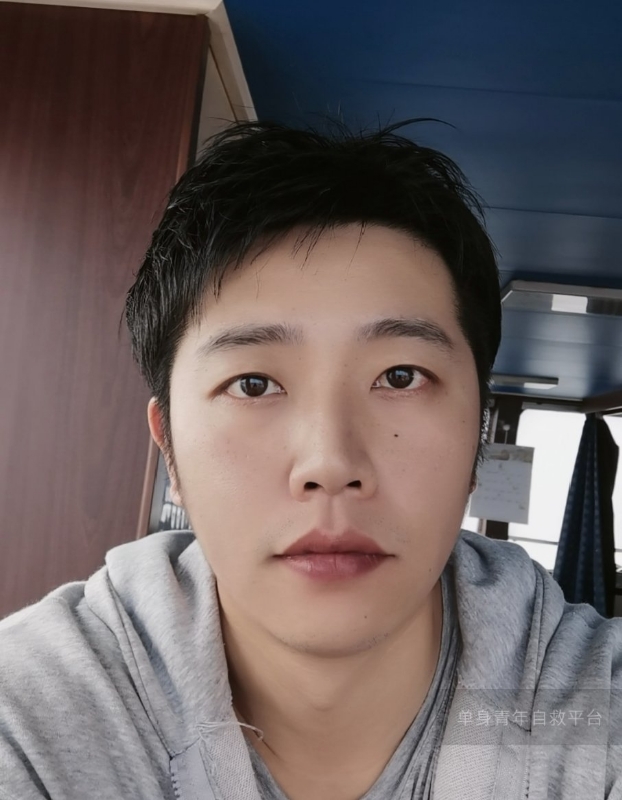 不太帅的男人的第一张照片--惠州相亲服务中心
