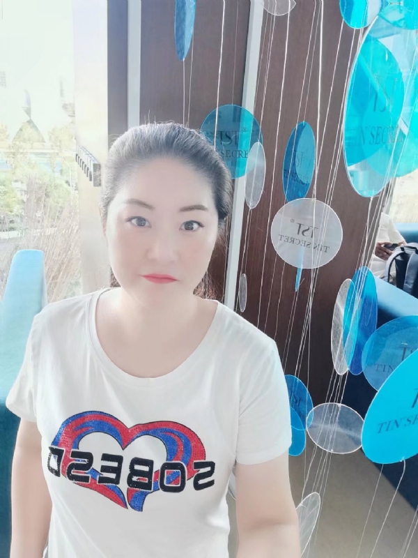 巷子里的童年的第一张照片--惠州相亲服务中心