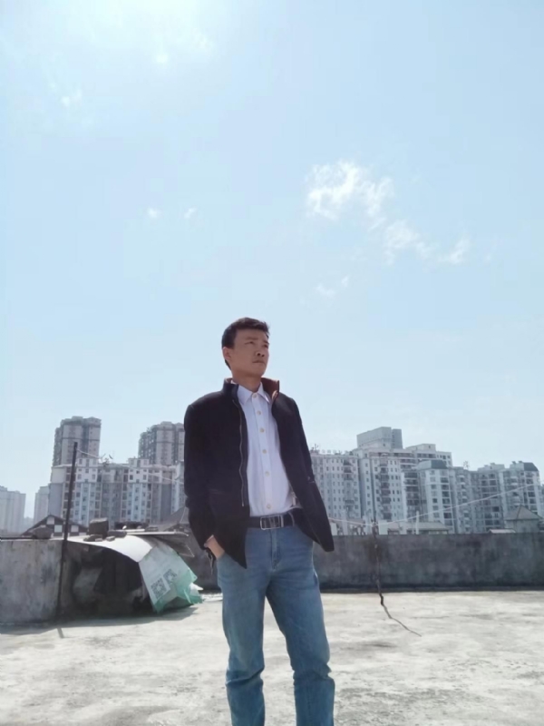 蓝色心情的第一张照片--惠州相亲服务中心