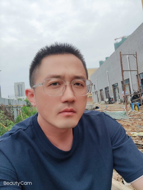 清风烈酒的第二张照片--惠州相亲服务中心