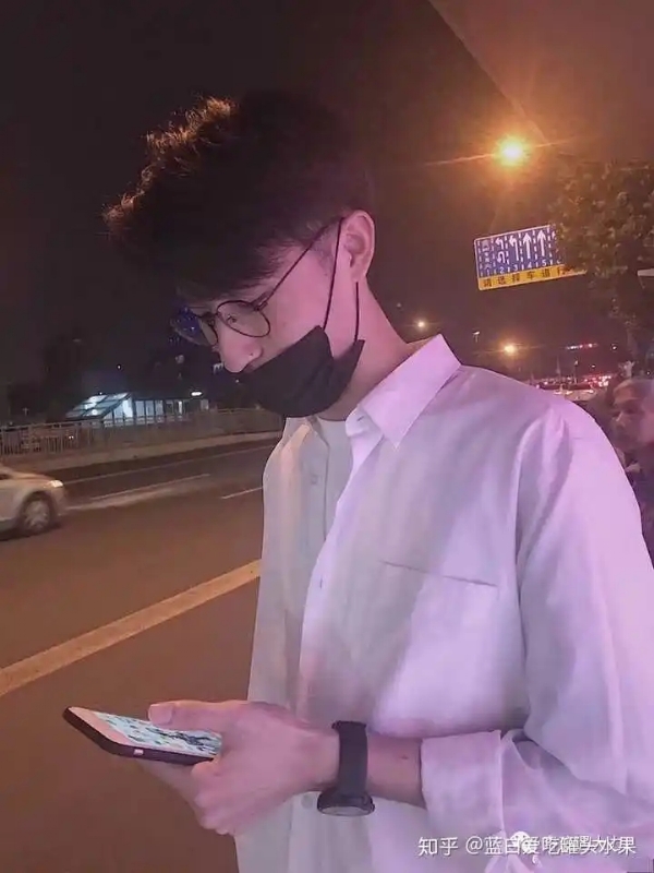 情圣的第一张照片--惠州相亲服务中心
