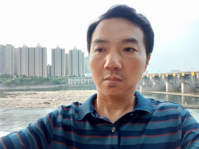 yangguang的第一张照片--惠州相亲服务中心