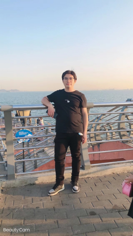 陆迅的第二张照片--惠州相亲服务中心