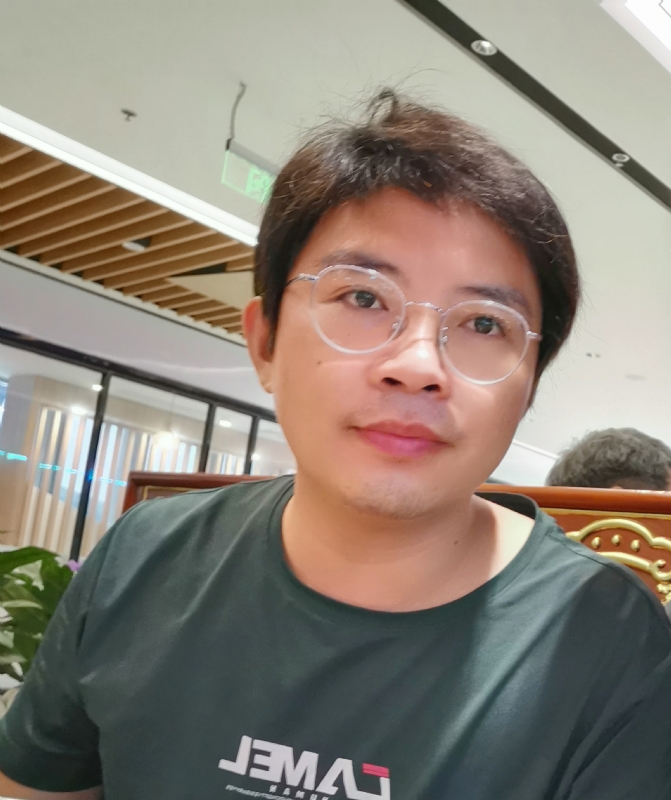 陆迅的第三张照片--惠州相亲服务中心