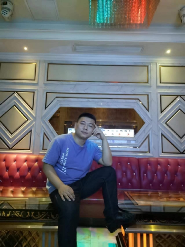 黄生的第四张照片--惠州相亲服务中心