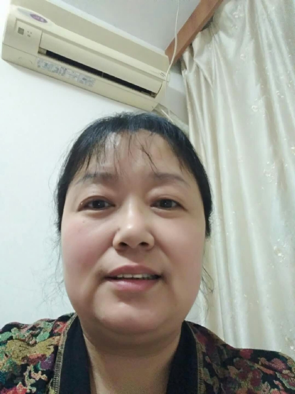 雨中漫步的第一张照片--惠州相亲服务中心