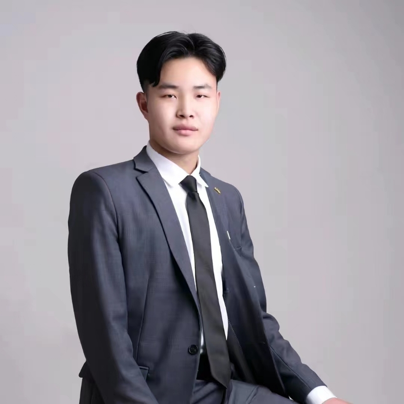 孤独的狼的第一张照片--惠州相亲服务中心