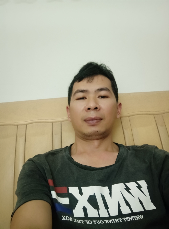 小伙子的第四张照片--惠州相亲服务中心