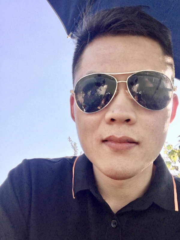 德鹏的第一张照片--惠州相亲服务中心