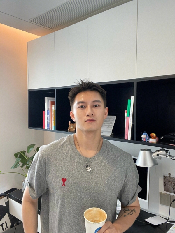 月光之下的第二张照片--惠州相亲服务中心
