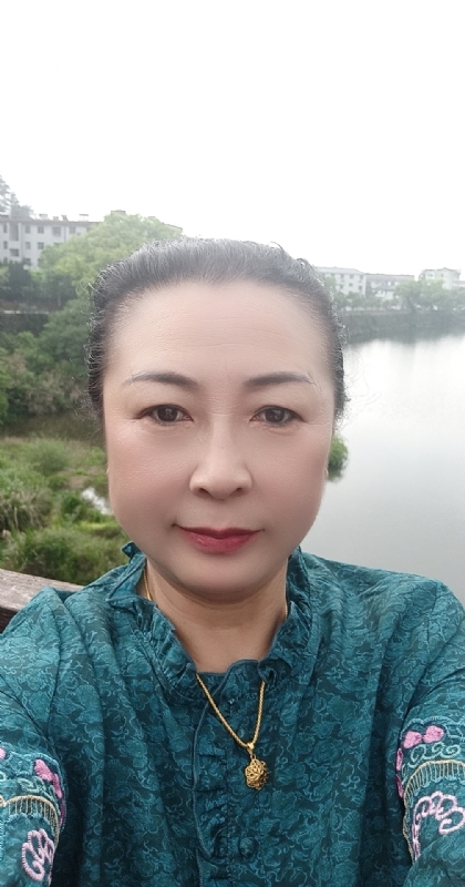 雨中情的第二张照片--惠州相亲服务中心