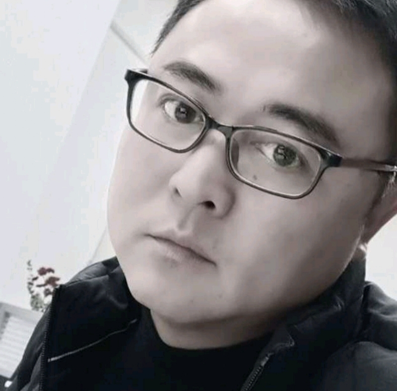 小石头的第一张照片--惠州相亲服务中心