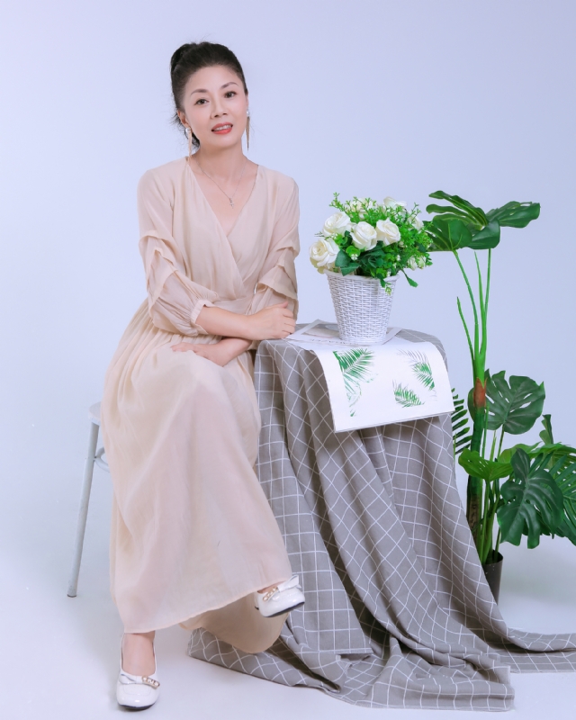 Anna的第一张照片--惠州相亲服务中心