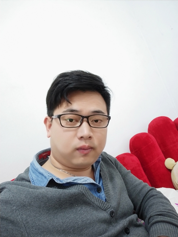 何必在亿的第一张照片--惠州相亲服务中心