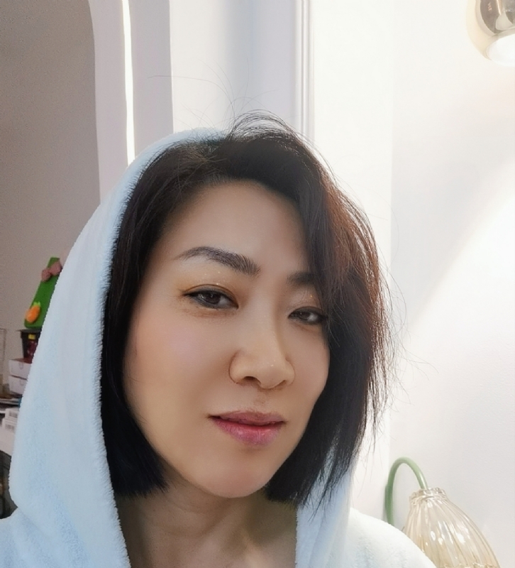火玫瑰的第一张照片--惠州相亲服务中心