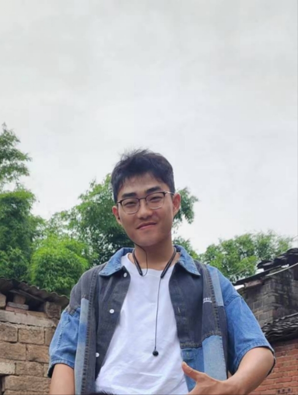 越努力越幸运的第一张照片--惠州相亲服务中心