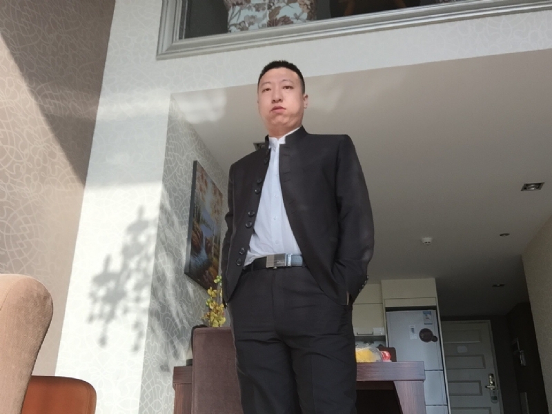 雅小炁的第一张照片--惠州相亲服务中心