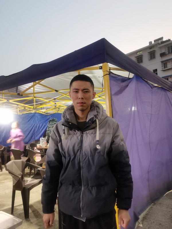 谁谁谁的第一张照片--惠州相亲服务中心