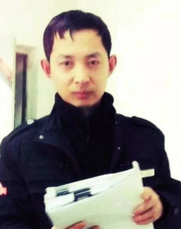 风雨中有你的第一张照片--惠州相亲服务中心