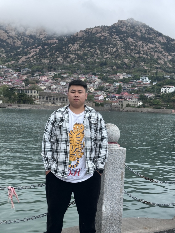 谨慎的第一张照片--惠州相亲服务中心